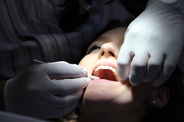 opravení zubu